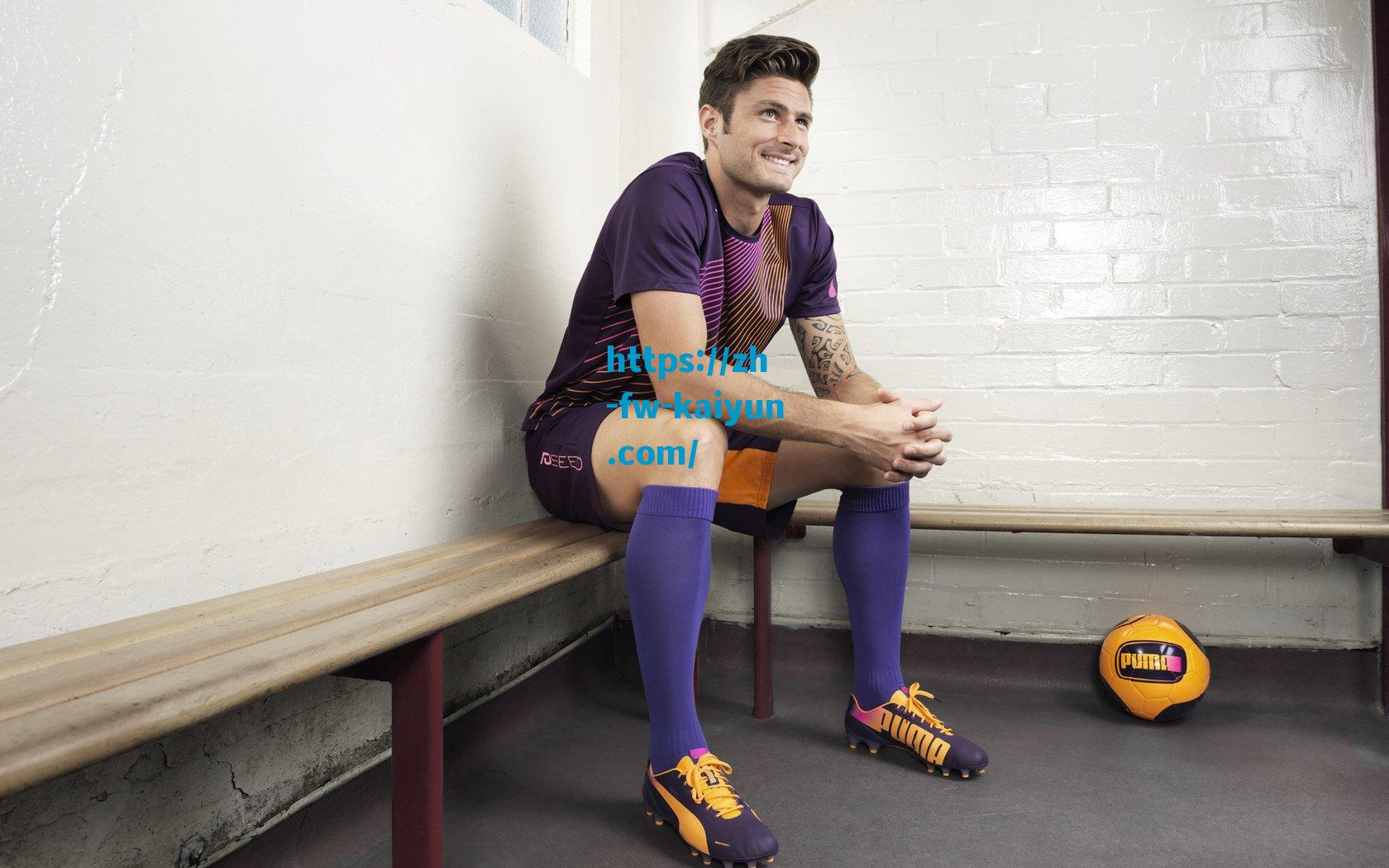 转会博弈升级！拜仁强硬拒绝曼联租借帕利尼亚，坚持3000万欧元永久转会方案